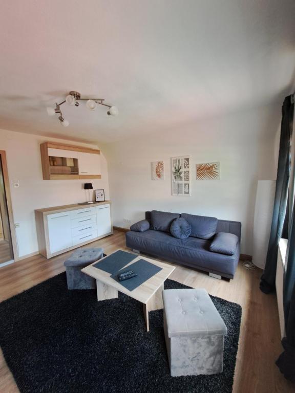 Gemütliche Dachgeschoss-Ferienwohnung nahe Brombachsee und Bahnhof - B&B Röttenbach