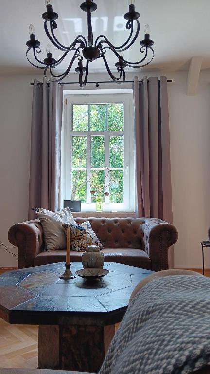 Apartment Henry - 126qm in historischer Mühle bei Arnstadt - B&B Arnstadt