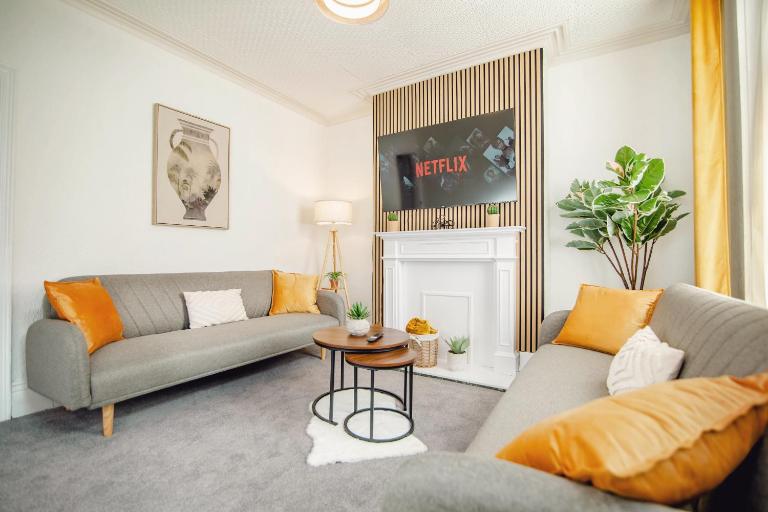 Central Luxe Stylish House Free Parking 10PPL - Ferienwohnung Sheffield