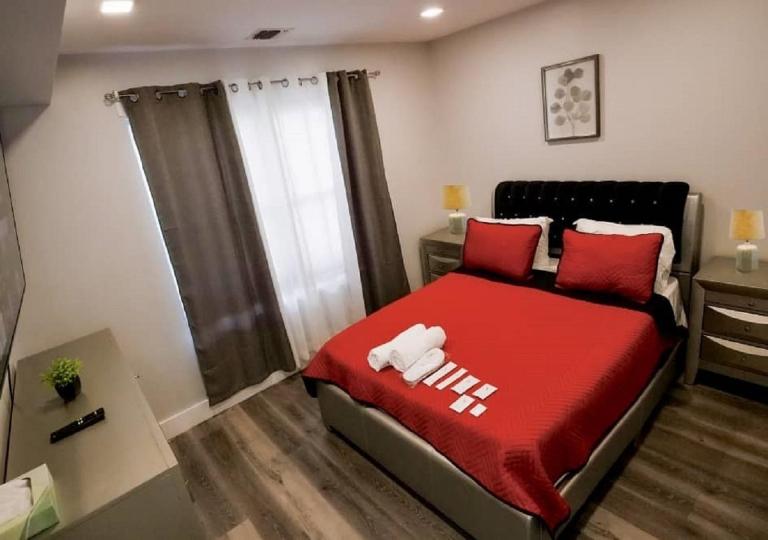 The Charming Suite - 1BR close to NYC - Ferienwohnung Paterson