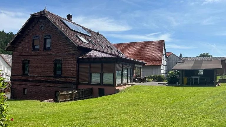 Gerds Gartenwohnung - Ferienwohnung Ottrau