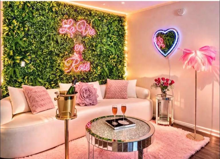 Luxury Pool View Spa Suite-Massage Chair-Steam Sauna-Welcome Champagne ! - B&B Westlake Village