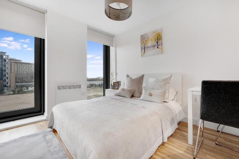 Cozy studio at Manchester Sleeps 2 by Stay With Us - B&B Manchester