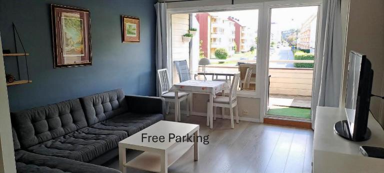 Apartment Berit, near the city with its own private parking - Bed and Breakfast Kristiansand
