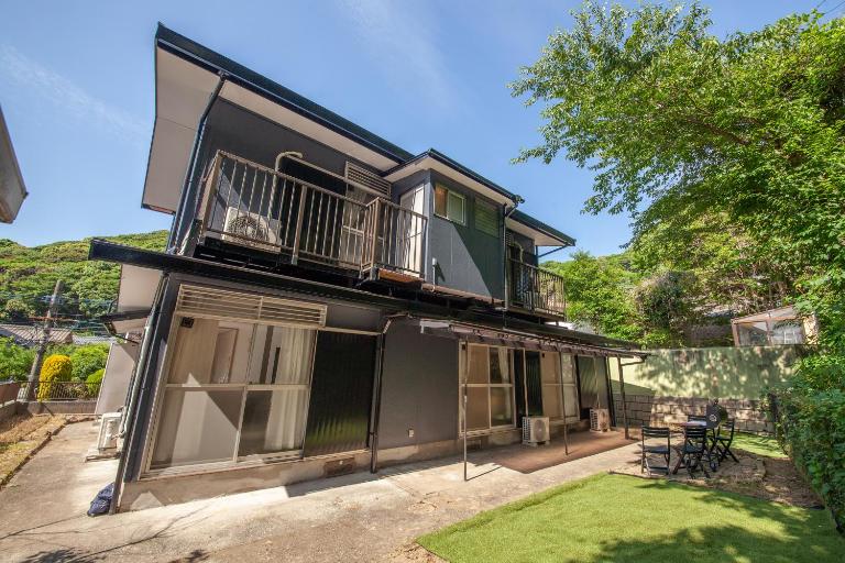 Kokura Family House, 10 Min to Station, 2 Parking, 4 Bed Room - B&B Kitakyushu