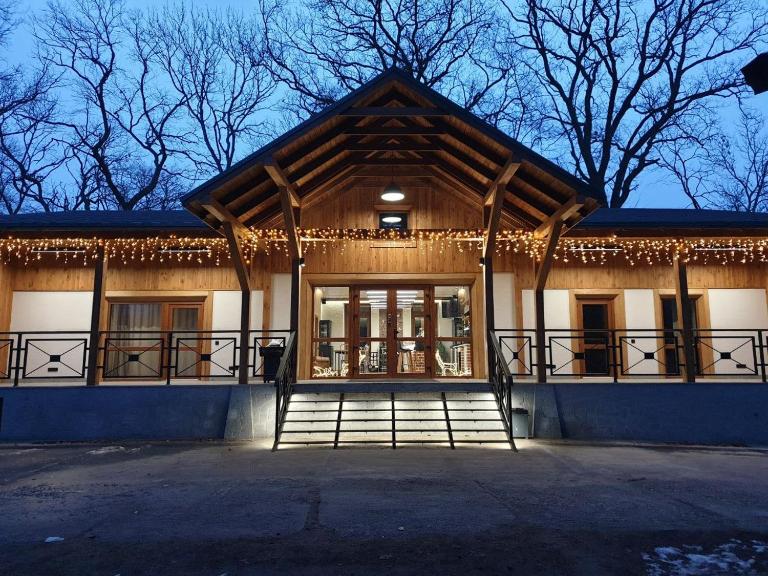 кемпінг-парк Метеорит - Chambres d'hôtes Orlivshchyna