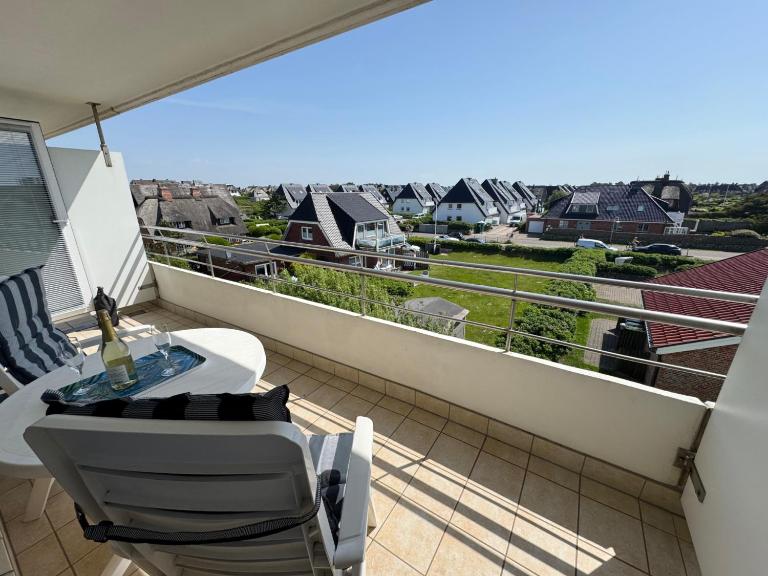 Dünenhof zum Kronprinzen, App 102 - B&B Wenningstedt