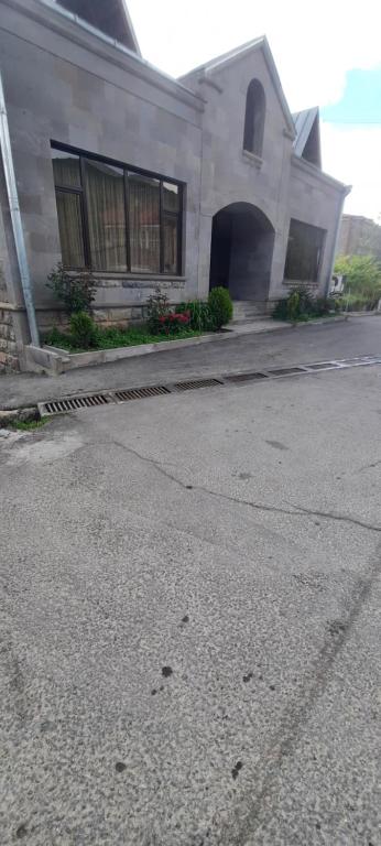 Гостевой дом Элен Горис - Ferienwohnung Goris