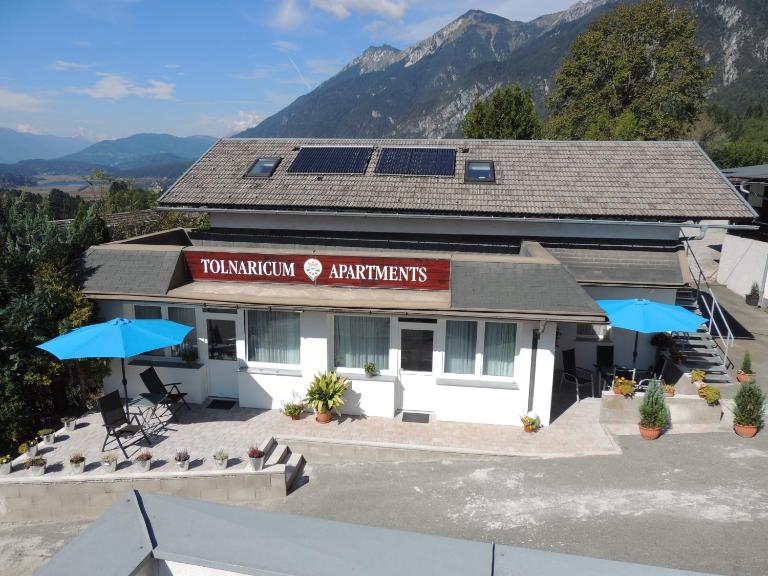 Tolnaricum Apartments - B&B Köstendorf
