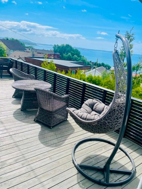 Modern Family House Near Pulpit Rock - B&B Tau