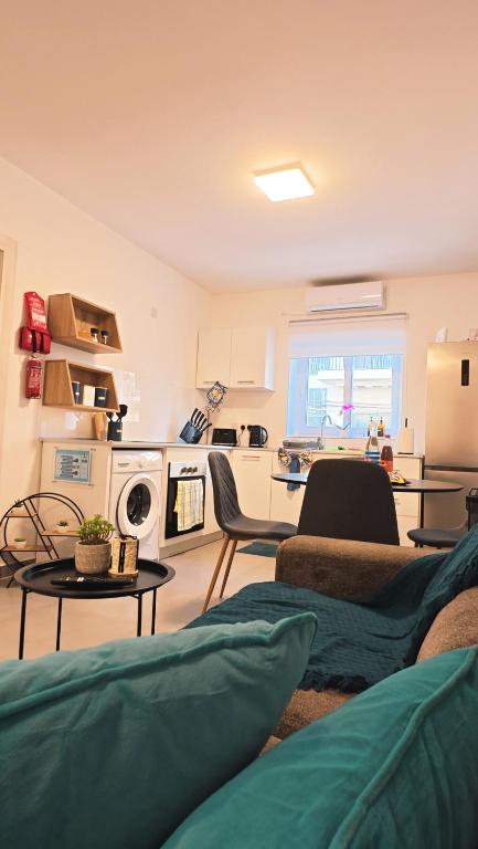 New 2- Bedroom Apartment in St' Pauls Bay, Malta - B&B San Pawl il-Bahar