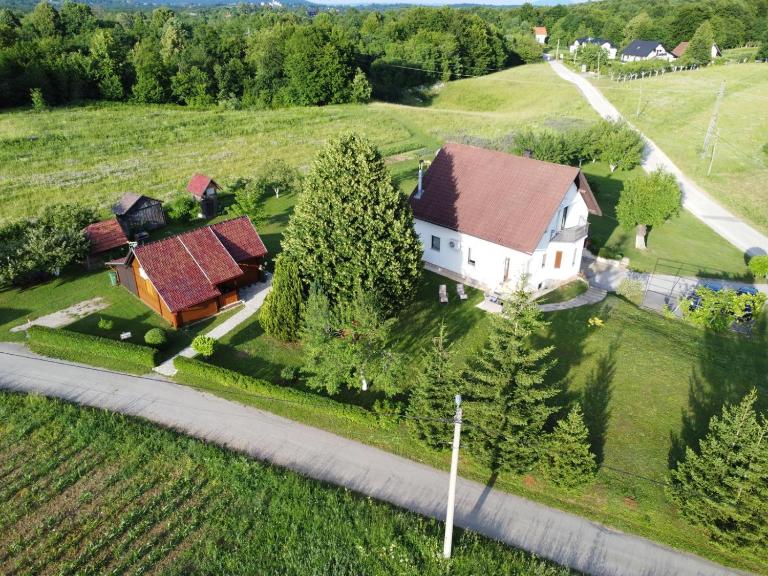 Apartment Golden Fields - Ferienwohnung Smoljanac