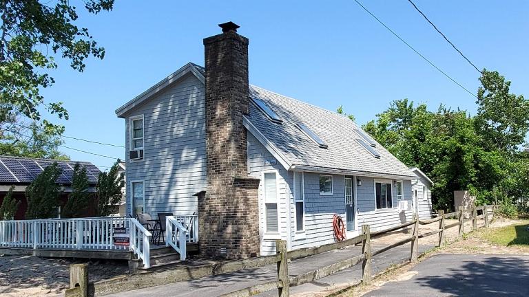 The Family Anchor Beach House at Sodus Point - Chambres d'hôtes Sodus Point
