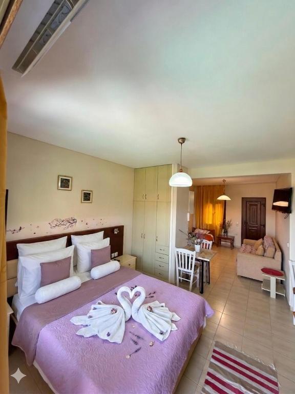 Ta Kalamakia Apartments - B&B Vaterá