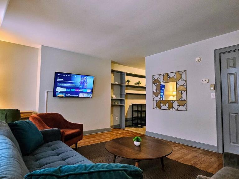 Modern & Homey 1BD/1BA Fl 1 Apt @ Downtown Albany - B&B Albany