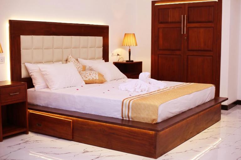 Triple Edge Villa - B&B Unawatuna