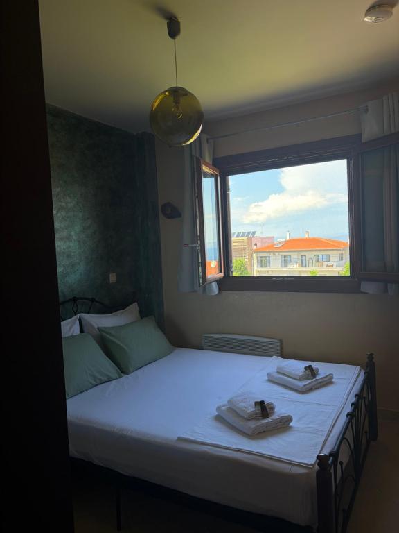 Sea View Apartment in Afytos Center - B&B Áfytos