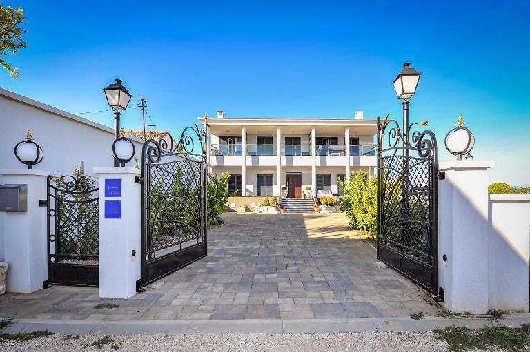 Apartments Victoria Privlaka - B&B Privlaka