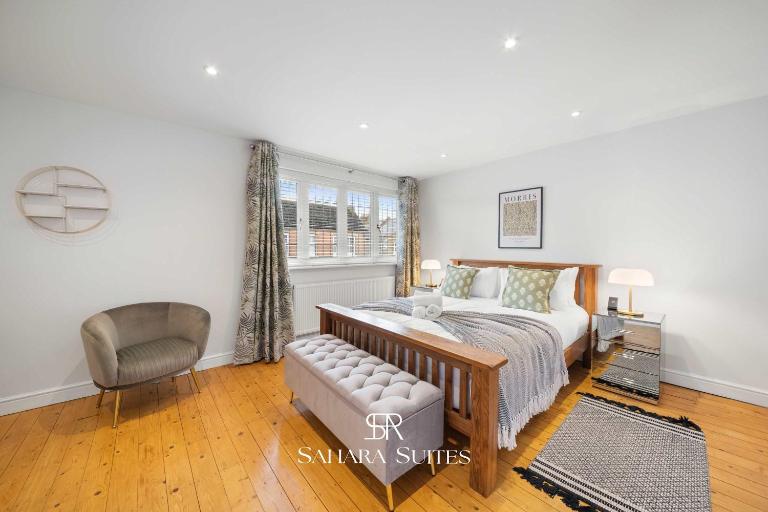 Luxury 4 bedroom - Sleeps 8 - Windsor Castle - B&B Windsor