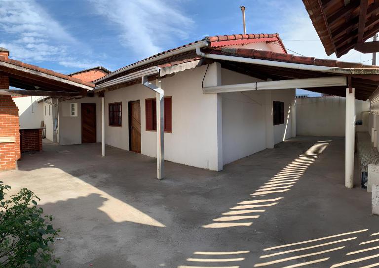 Casa temporada Ilha Comprida 350m da praia - Bed and Breakfast Ilha Comprida