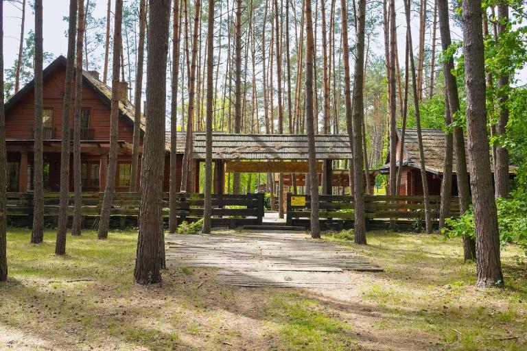 Dom "Rezydencja w Dolinie Tanwi"- Roztocze - B&B Króle Stare