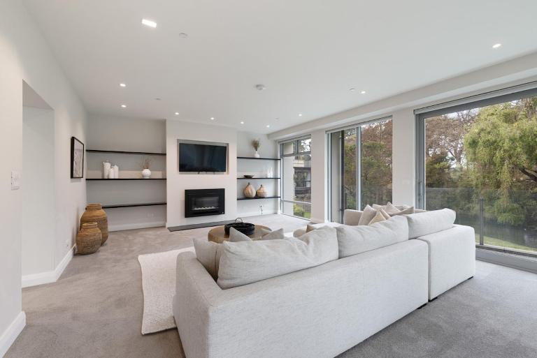 Executive Living Space on Avon River - Bed and Breakfast Christchurch