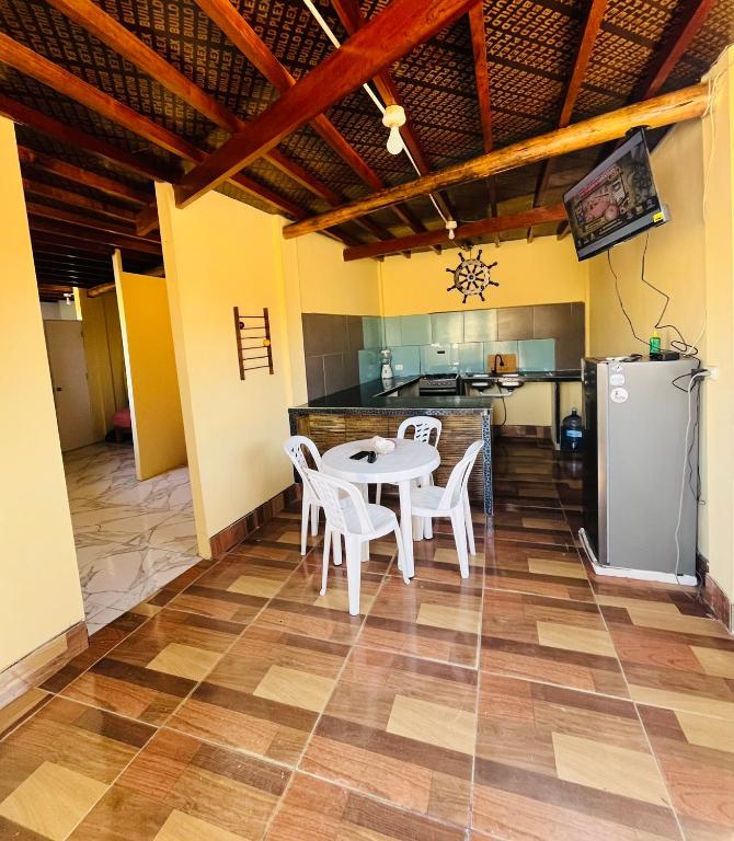 La posada de Holggers - B&B Lobitos