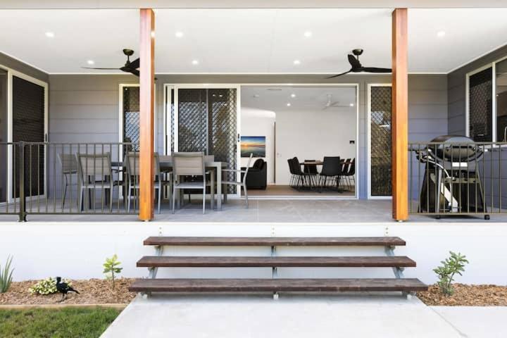 Hervey Bay Luxe Villa - Ferienwohnung Scarness