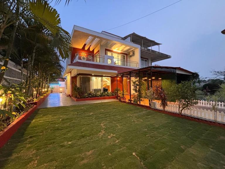 The Elite Crest, 12 Oaks, 4 BHK Villa - Chambres d'hôtes Lonavla