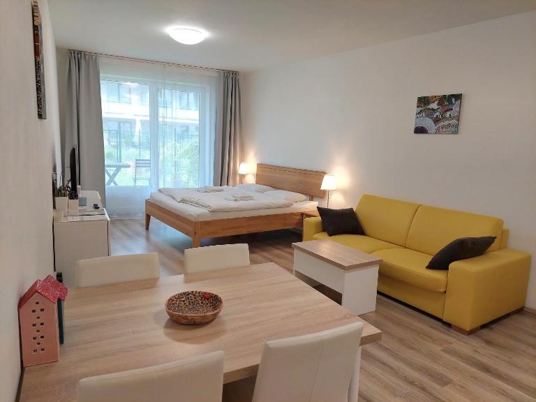 Apartment Potter with garage - Ferienwohnung Brünn