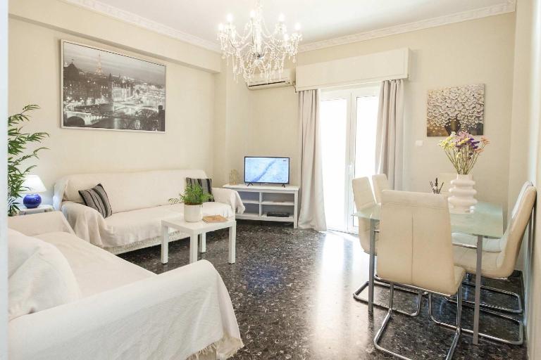 Anaris 2 Bd Balcony Hidden Gem in Drapetsona - Bed and Breakfast Piraeus