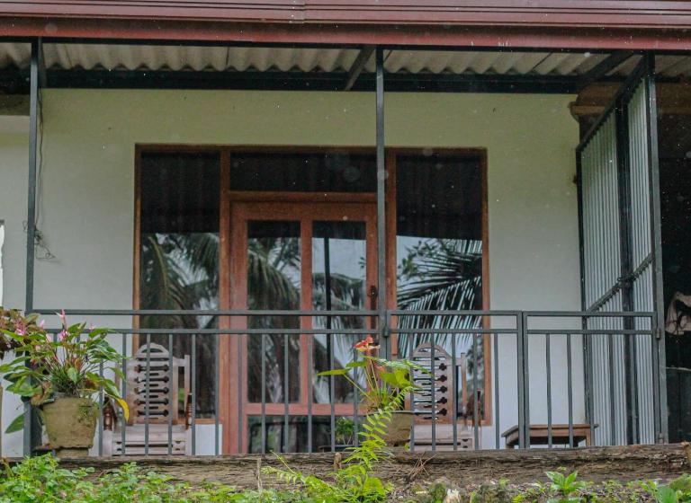 Echos of Sinharaja - B&B Deniyaya