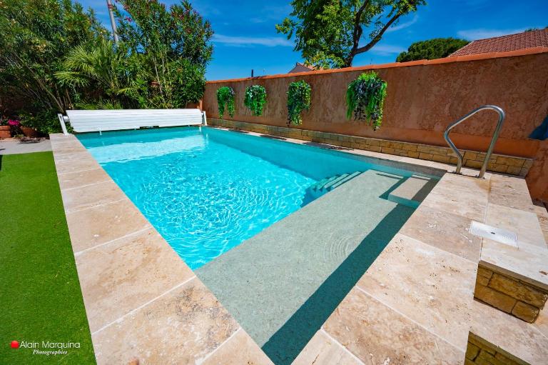 MA VILLA DU SUD Piscine privée chauffée avril fin octobre - Borne électrique - 3 chambres 2 WC 3 CLES CLEVACANCES - B&B Frontignan