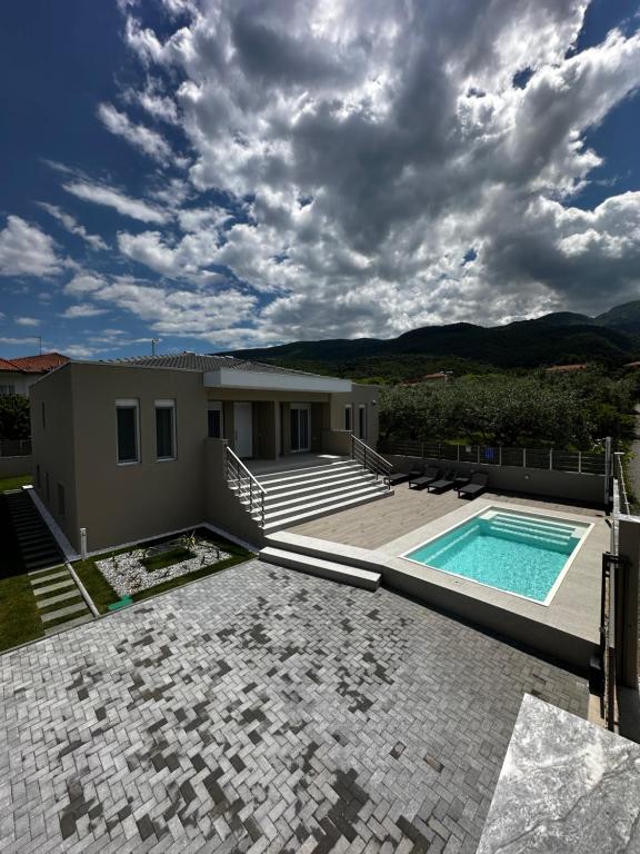 MARRONI RETREAT - Pool - Spa - Gym - Ferienwohnung Skotína