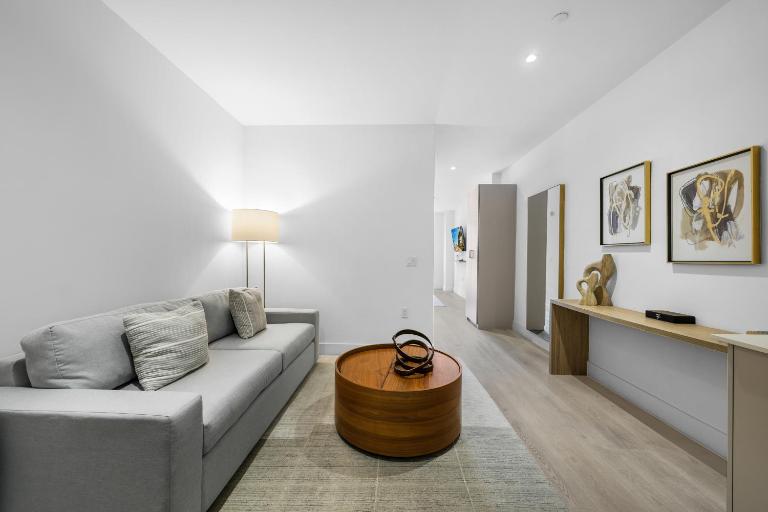 Brickell Studio - Pool & Gym Access - B&B Miami