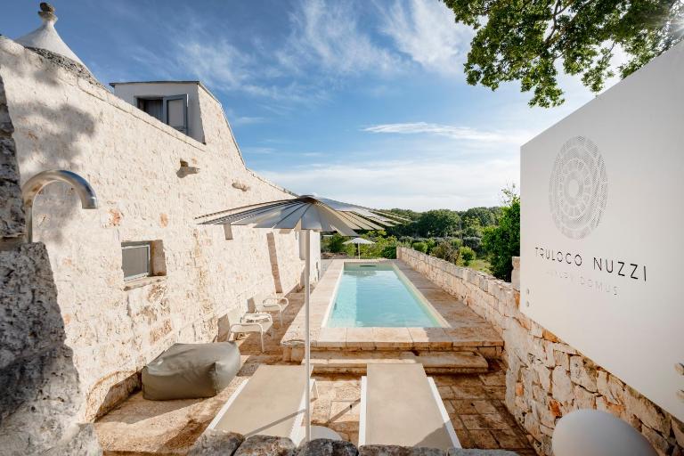 TRULOCO NUZZI - LUXURY DOMUS - B&B Locorotondo