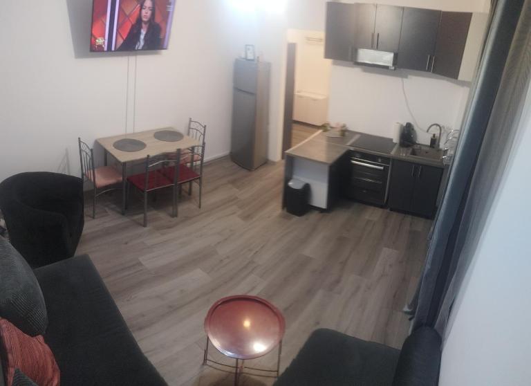 Cozy Stay Floresti - B&B Floreşti