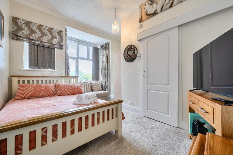 Ground Floor Studio Apartment at Sea-Cote - B&B Blackpool