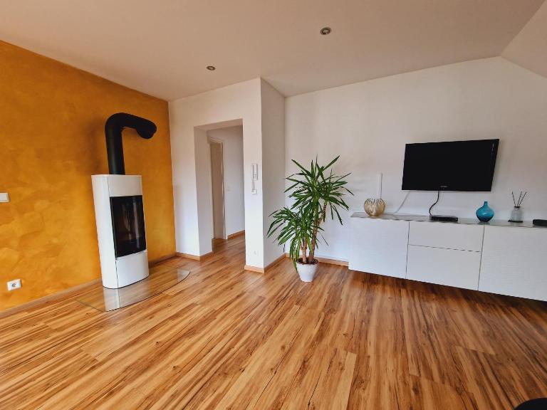 Exklusive moderne Wohnung in Schwarzwaldnähe - Chambres d'hôtes Muggensturm