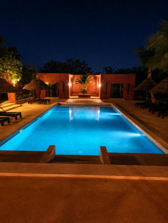 Grande Villa - Piscine Privée idéal pour Famille et groupe - B&B Ngaparou