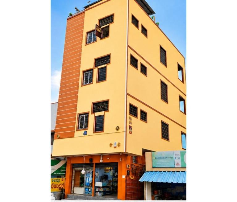Jyothi Swaroop Bhaktanivas - B&B Tirupati