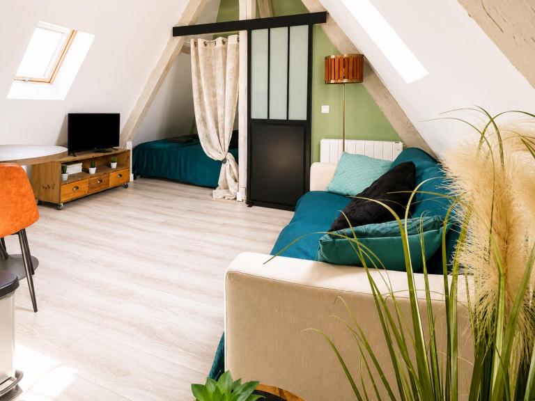 ꨄ Le Perché - Centre - calme ɞ - Bed and Breakfast Saint-Quentin