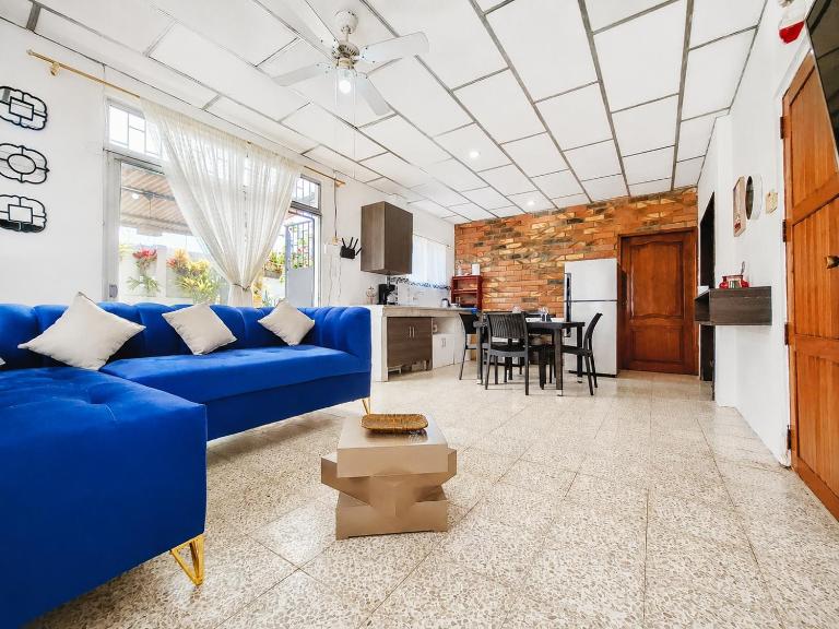 Suite Milina Jardín Privado cerca del Mar - Ferienwohnung Salinas