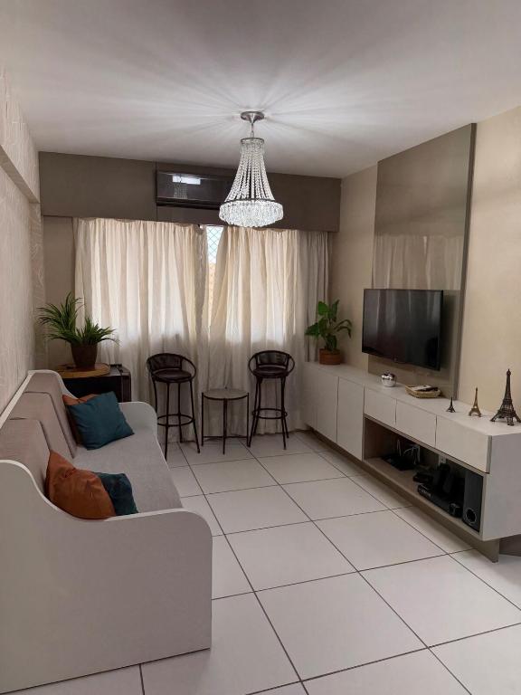Pinot Noir 703 - B&B Maceió