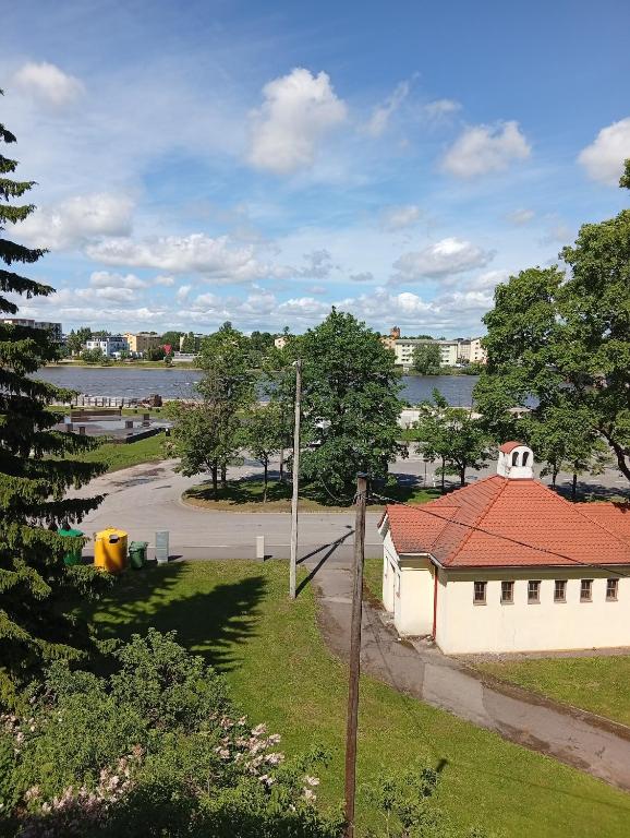 Südalinna jõe ja silla vaade - B&B Pärnu
