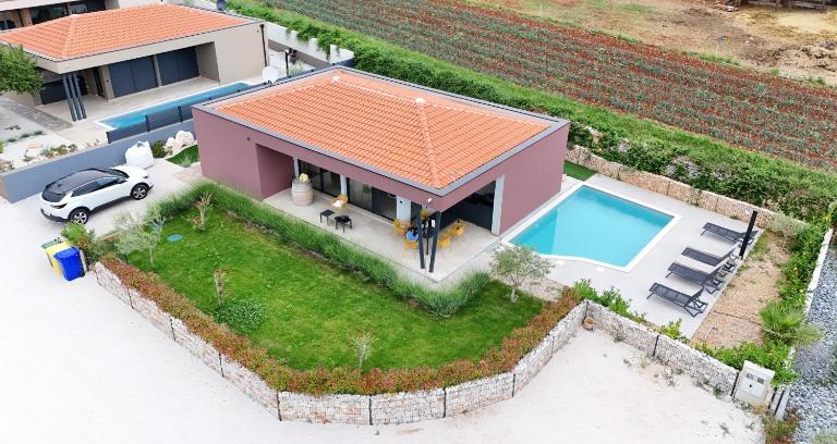 Vila Dora with Private Pool - B&B Radetići