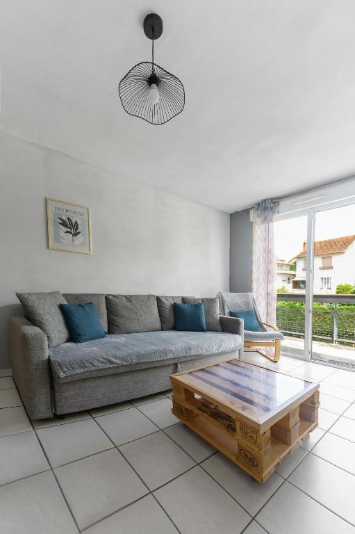 Le Petit Réservoir - Parking & Terrasse - B&B Vichy