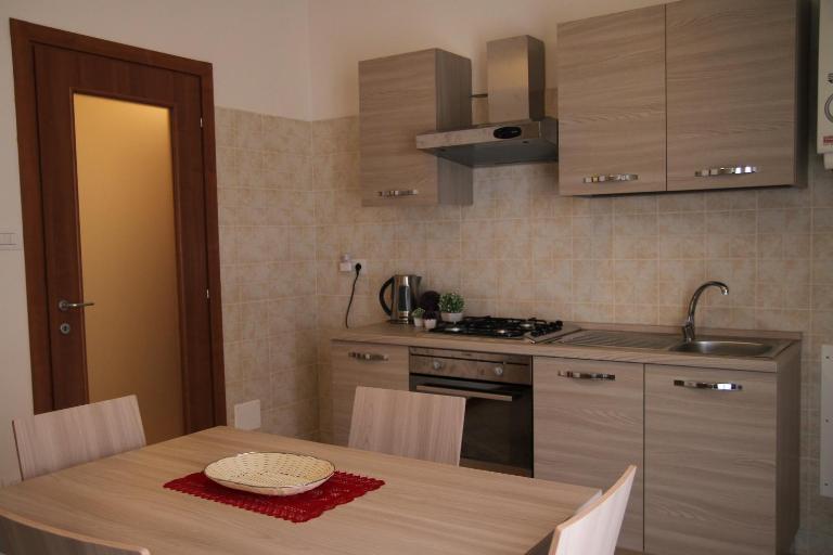 Aduepassidallafiera - B&B Bologna