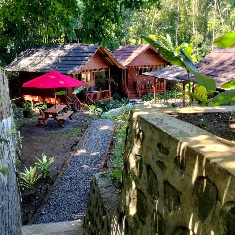 Gecko Lodge - B&B Tetebatu