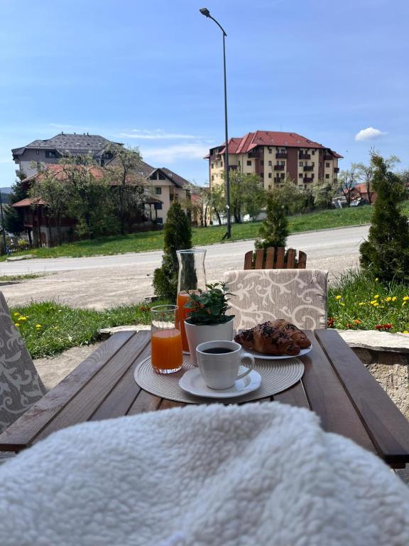 Apartman Jevtić - Cozy Nest Zlatibor - Chambres d'hôtes Zlatibor